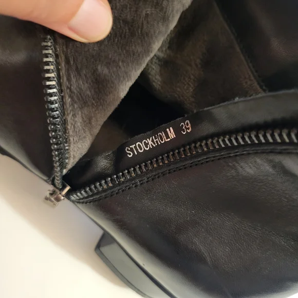 Spring Step "Stockholm" Black Leather Ankle Boots - Picture 7 of 8